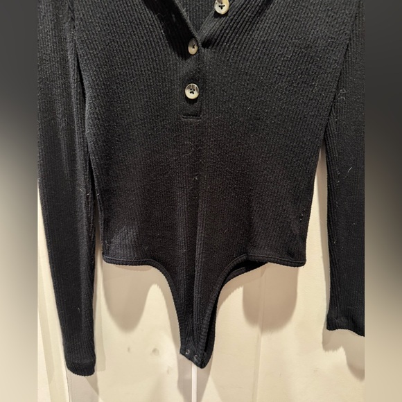EUC Black Button-Up Ribbed Sweater Bodysuit - Picture 4 of 8